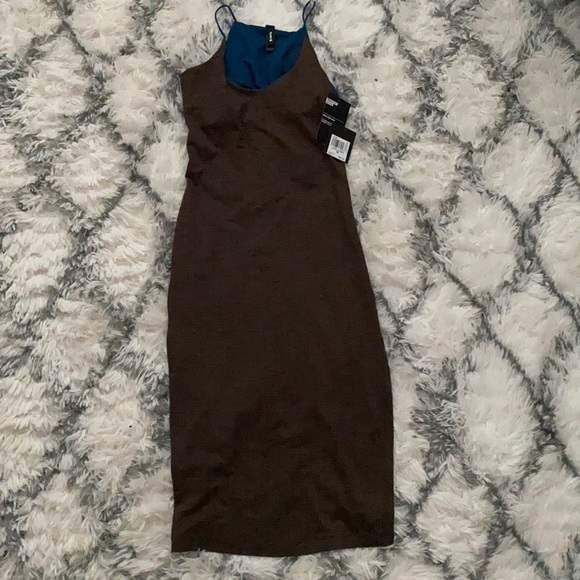 Brand new Hurley Dress - Picture 1 of 5
